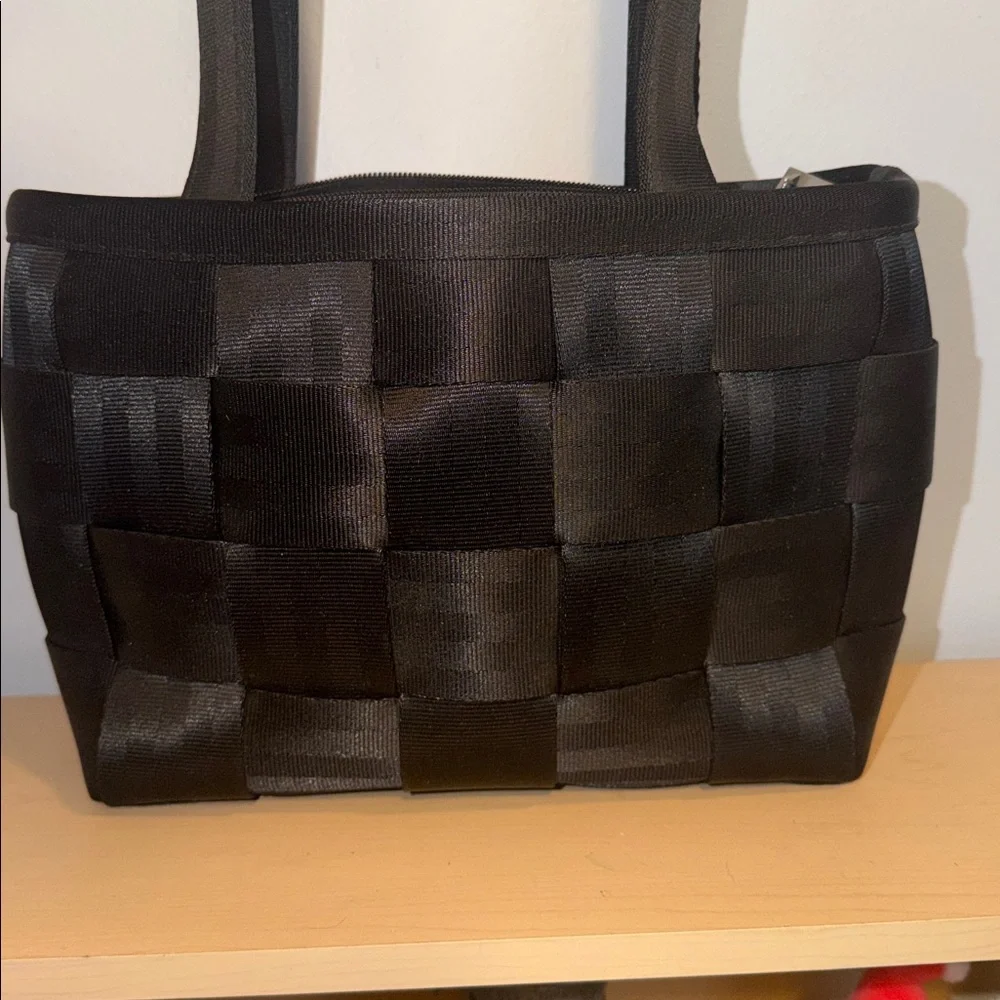 Harveys Black Woven Seatbelt Tote